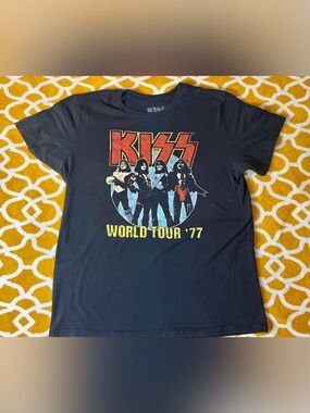 Kiss Black Graphic Tee with Red and Yellow Logo